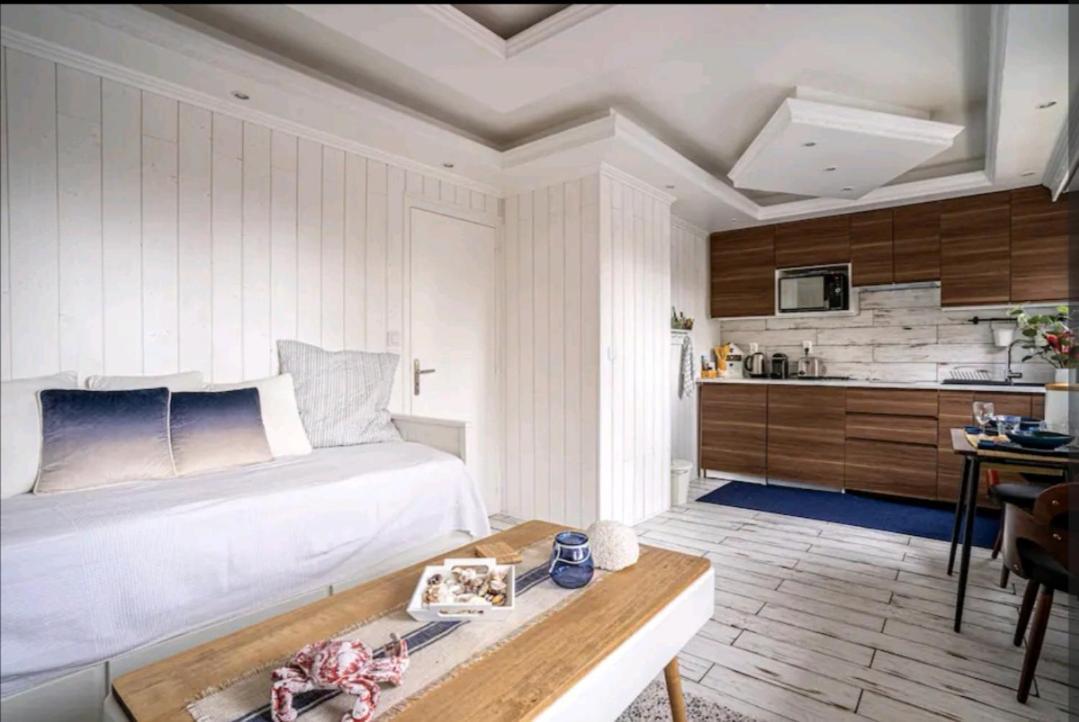 Apartment : Magnifique En Face Du Casino !